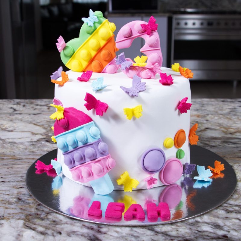 Roblox pink cake! #robloxcake - Wooden Bakery - Lebanon